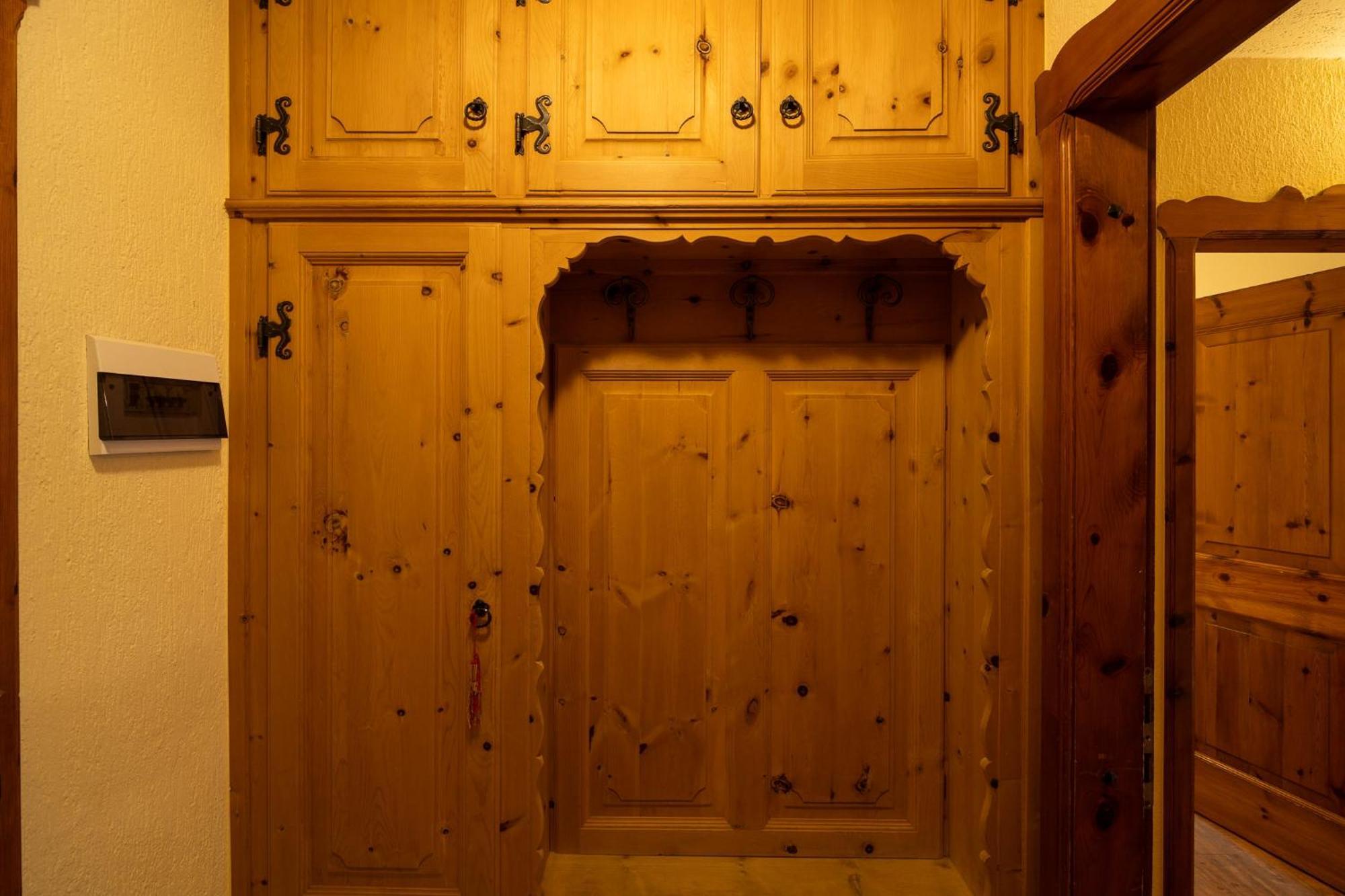 Residence L'Arcobi Livigno Buitenkant foto