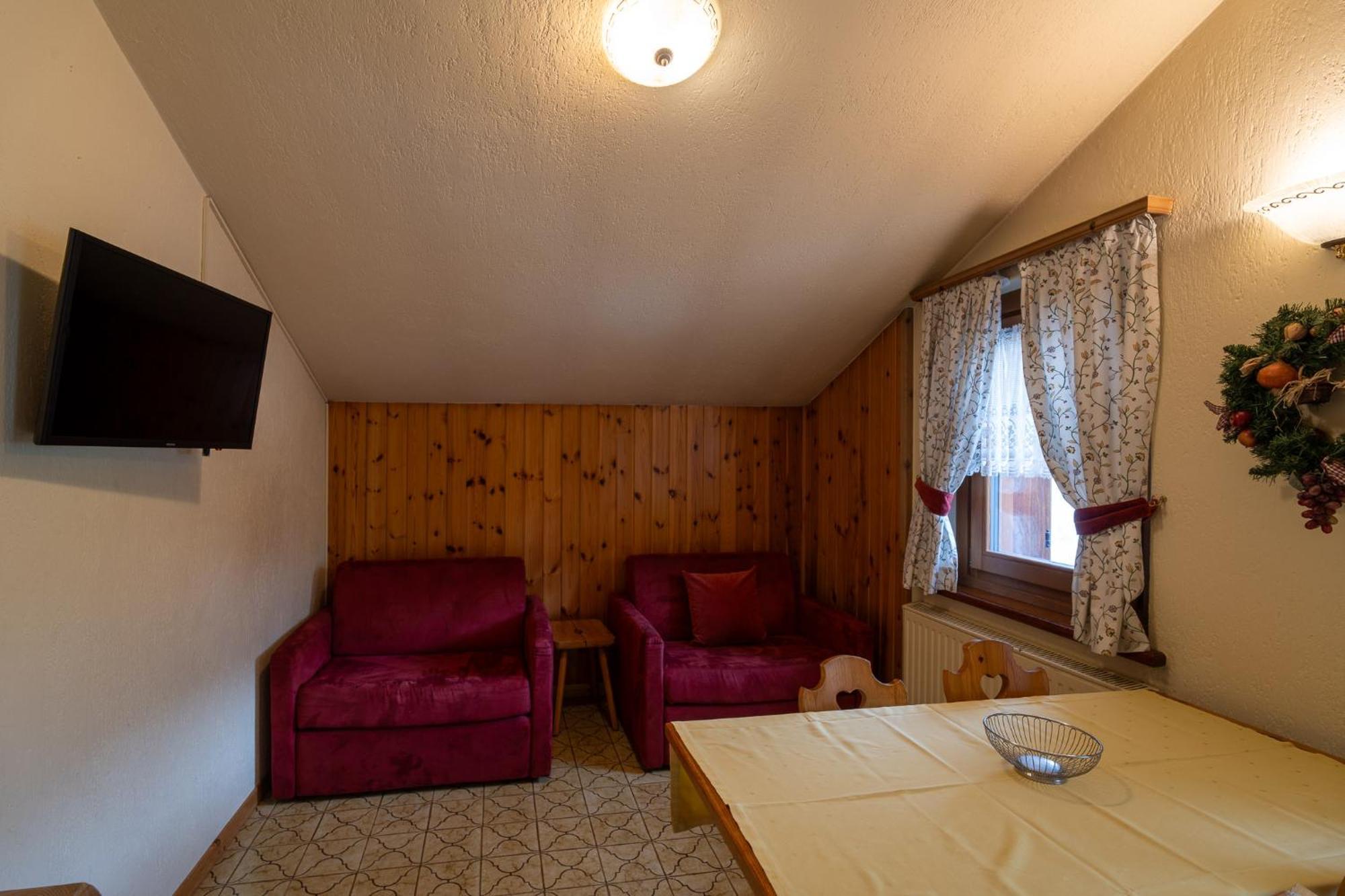 Residence L'Arcobi Livigno Buitenkant foto
