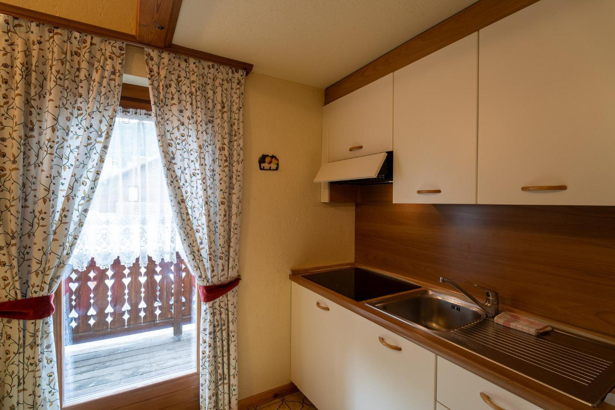 Residence L'Arcobi Livigno Buitenkant foto