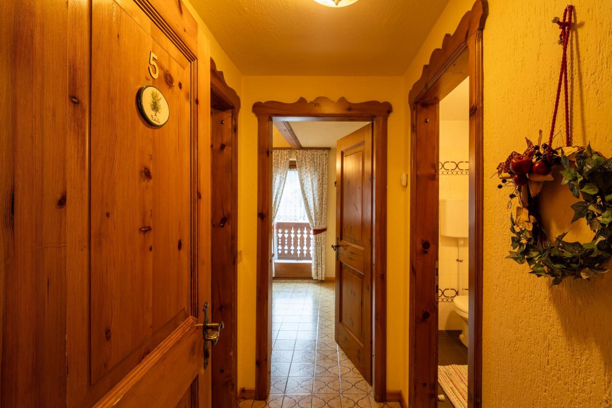 Residence L'Arcobi Livigno Buitenkant foto